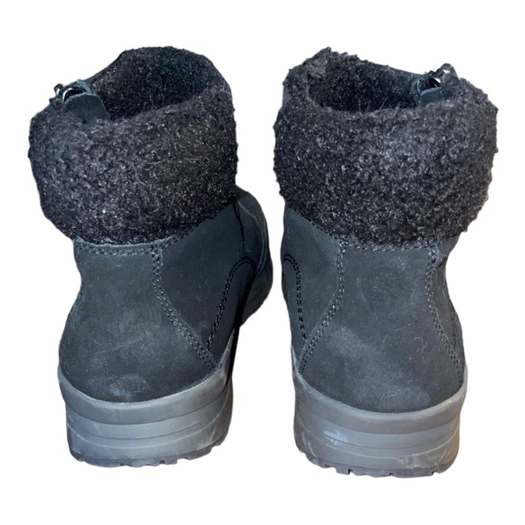 Lands End Women's Insulated Snow Boots Black Suede and Faux Fur Sz 8.5 side zip - Picture 8 of 12